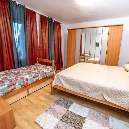 Gif Apartment
